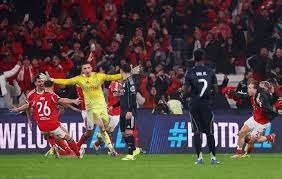 亚伦·贾奇单场双响炮震撼全场